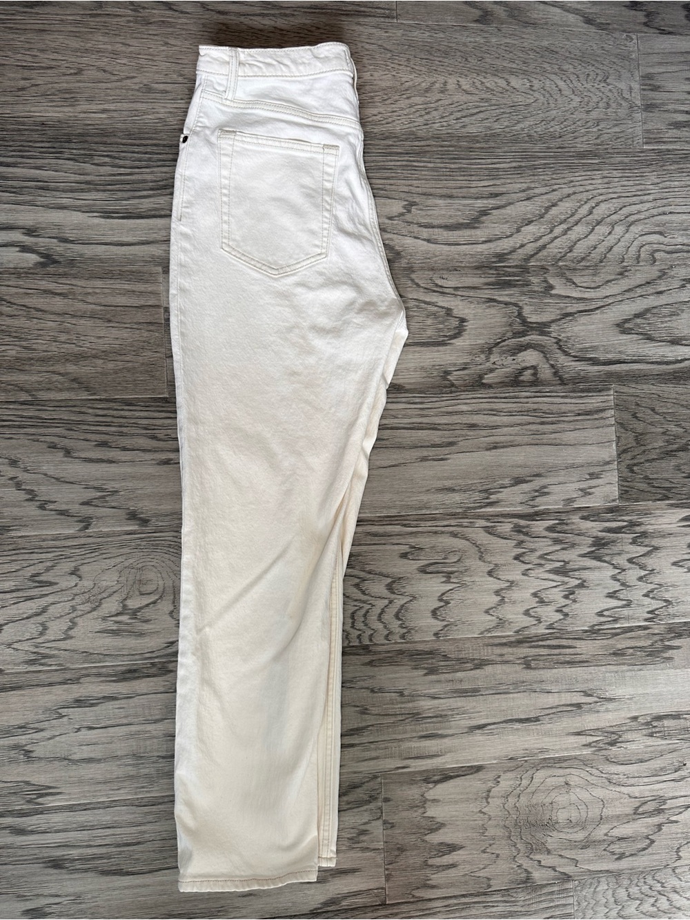 Abercrombie & Fitch High-Rise White Women’s Jeans